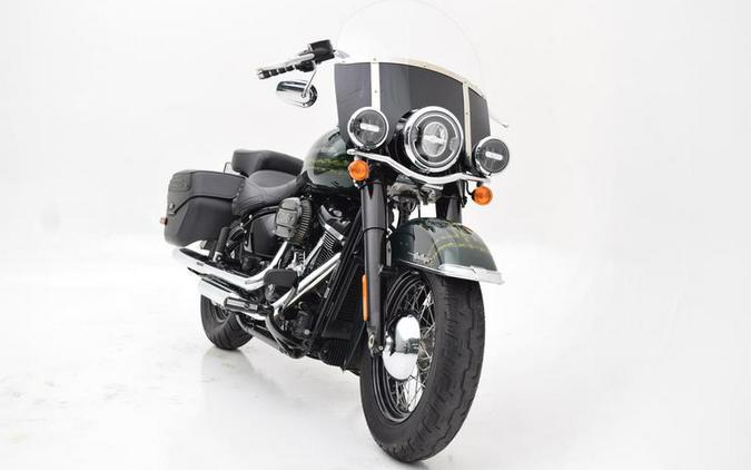 2019 Harley-Davidson® FLHCS - Heritage Classic 114