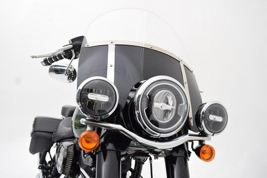 2019 Harley-Davidson® FLHCS - Heritage Classic 114