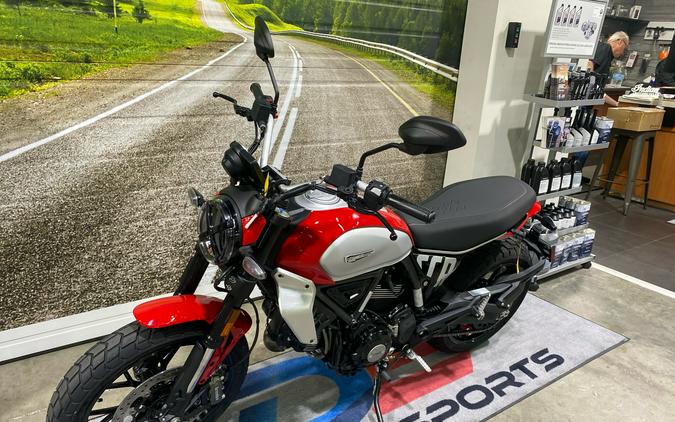 2025 Ducati Scrambler Icon