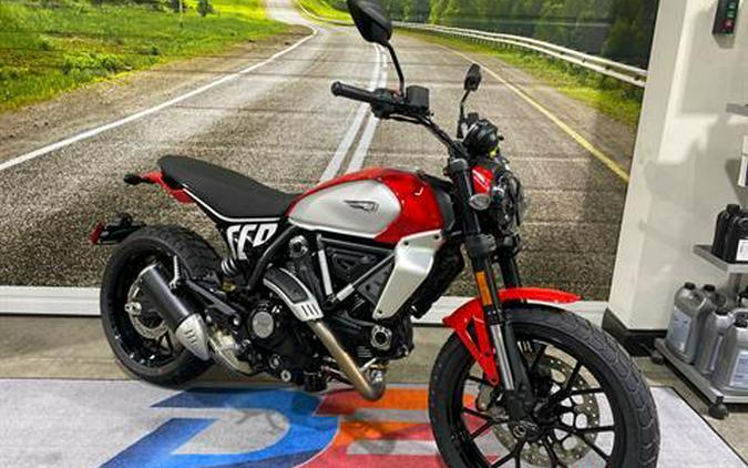 2025 Ducati Scrambler Icon