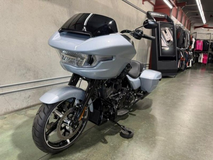 2024 Harley-Davidson® FLTRX - Road Glide®