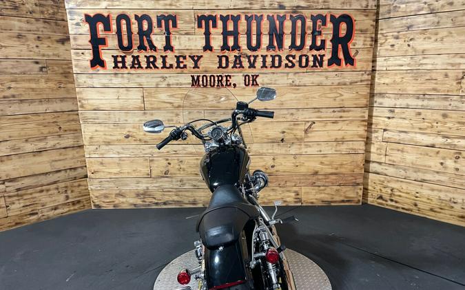 2014 Harley-Davidson 1200 Custom