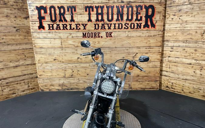 2014 Harley-Davidson 1200 Custom