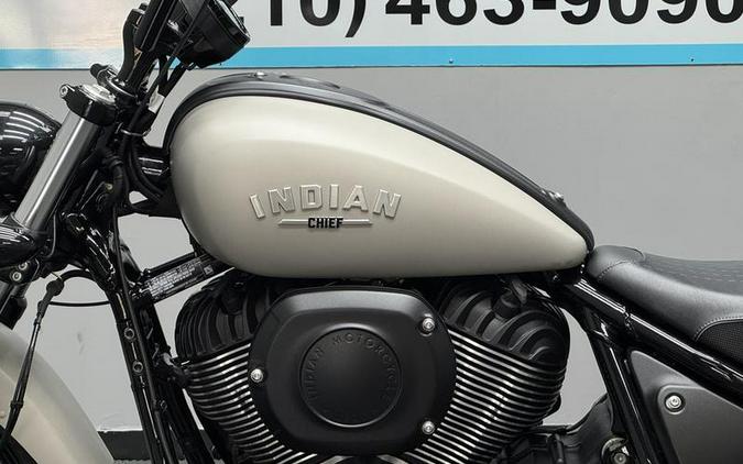 2023 Indian Motorcycle® Chief® Silver Quartz Smoke