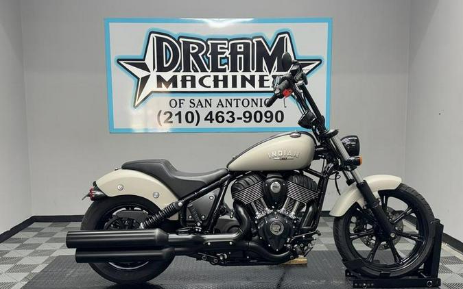 2023 Indian Motorcycle® Chief® Silver Quartz Smoke