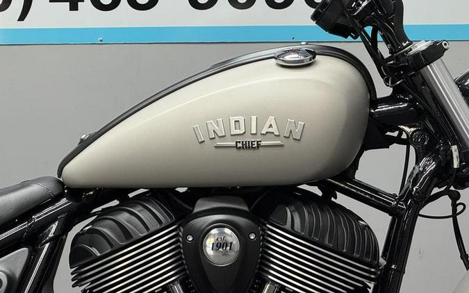 2023 Indian Motorcycle® Chief® Silver Quartz Smoke