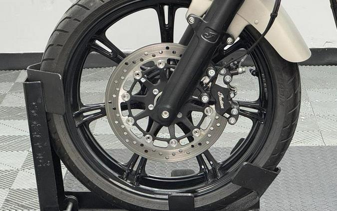 2023 Indian Motorcycle® Chief® Silver Quartz Smoke