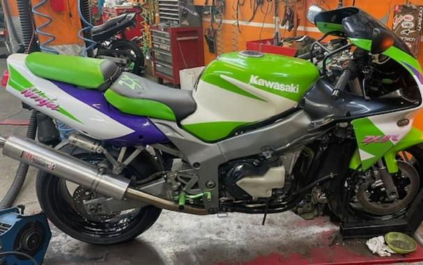 1996 KAWASAKI ZX9R