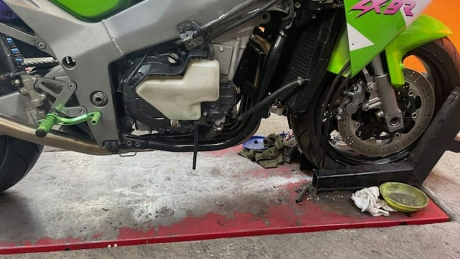 1996 KAWASAKI ZX9R