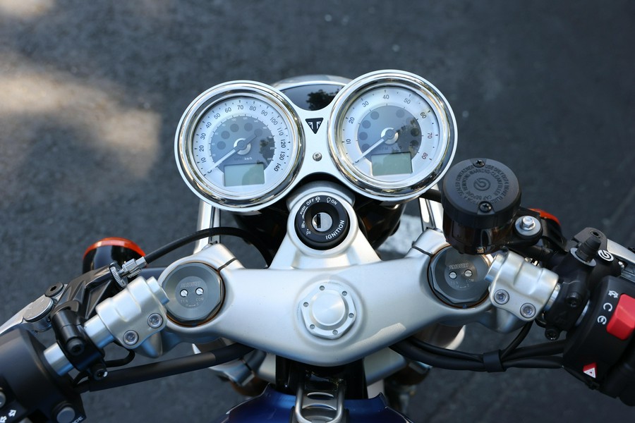 2022 Triumph Thruxton RS Ton-up
