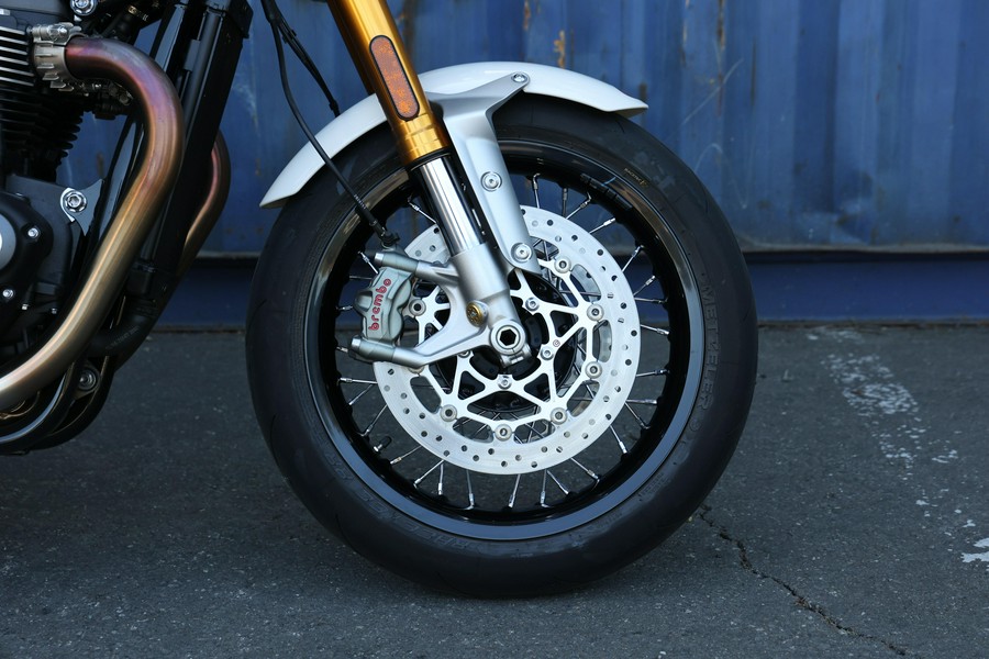 2022 Triumph Thruxton RS Ton-up