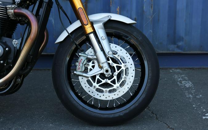 2022 Triumph Thruxton RS Ton-up