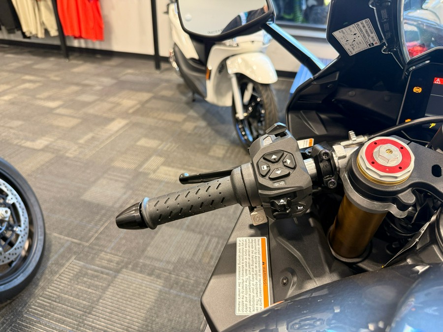 2027 Aprilia RSV4 1100