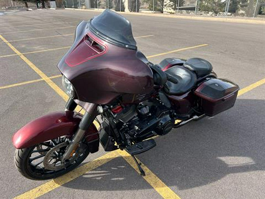 2019 Harley-Davidson CVO™ Street Glide®