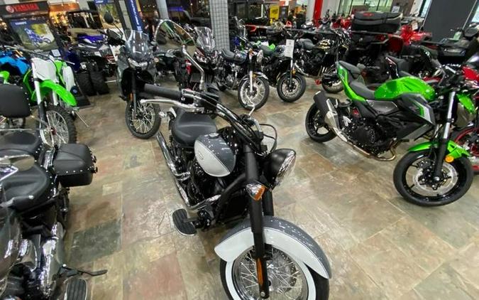 2024 Kawasaki Vulcan® 900 Classic