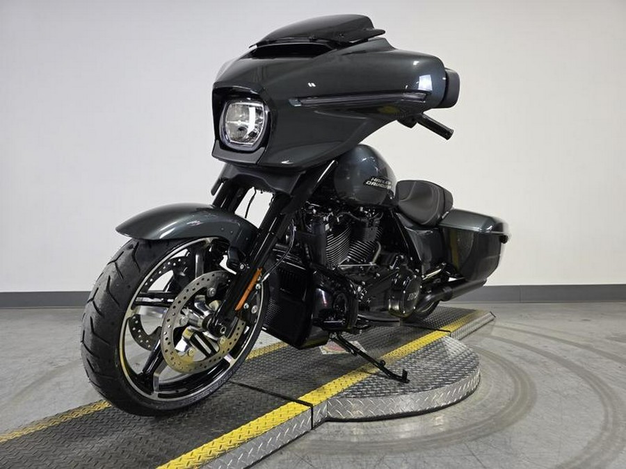 2025 Harley-Davidson® FLHX - Street Glide®