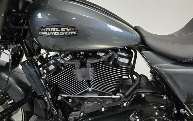 2025 Harley-Davidson® FLHX - Street Glide®