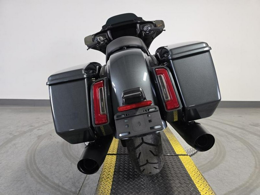 2025 Harley-Davidson® FLHX - Street Glide®