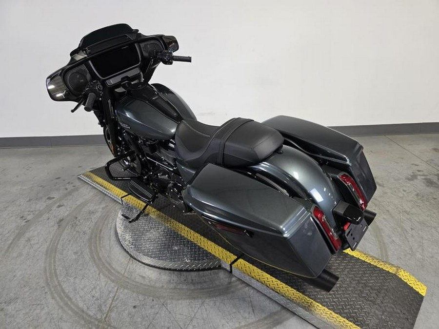 2025 Harley-Davidson® FLHX - Street Glide®