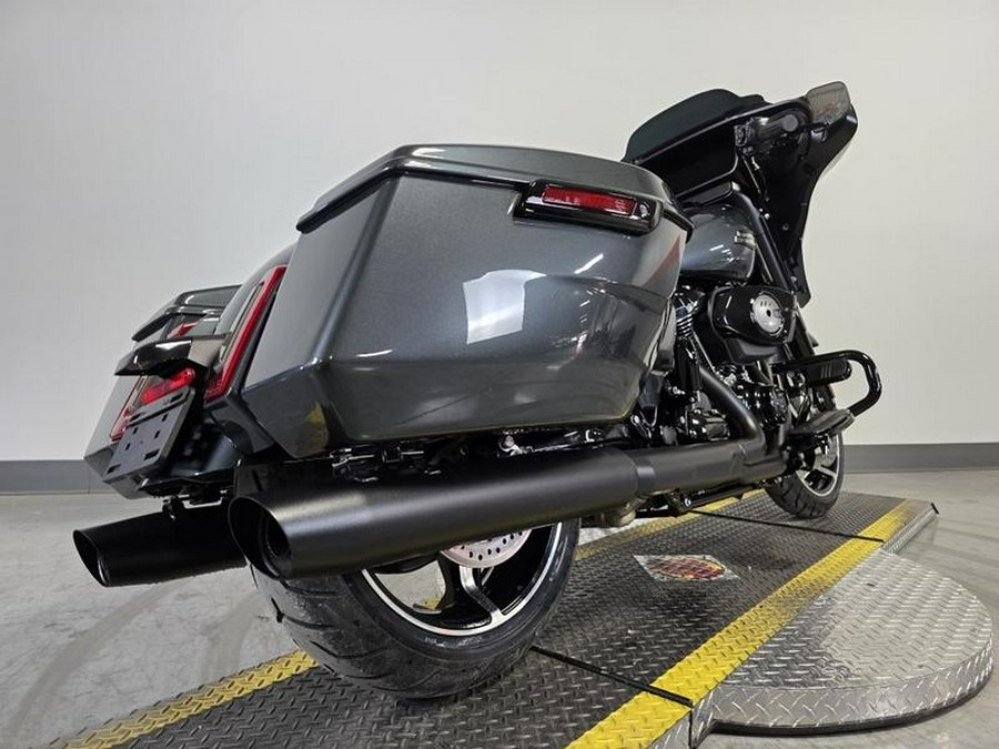 2025 Harley-Davidson® FLHX - Street Glide®
