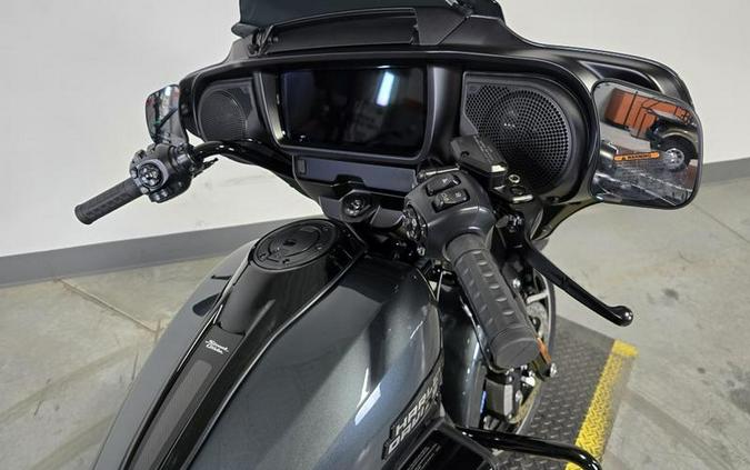 2025 Harley-Davidson® FLHX - Street Glide®