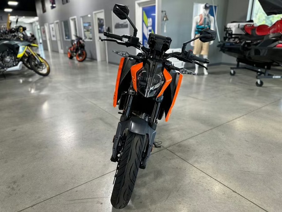 2024 KTM Duke
