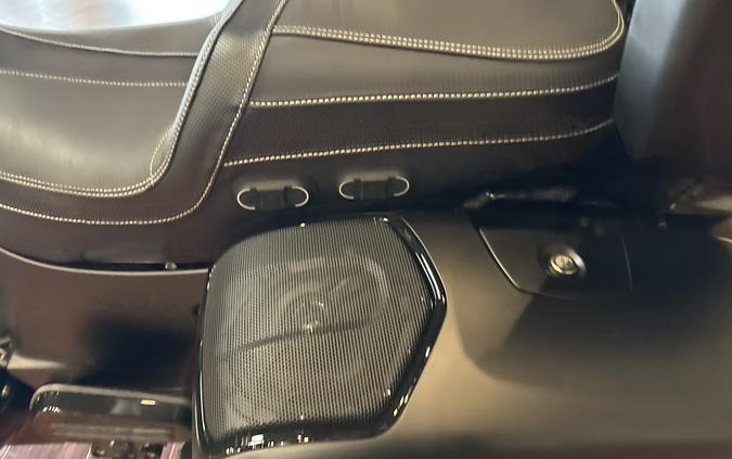 2026 Indian Motorcycle ROADMASTER DARK HORSE, BLACK SMOKE, 49ST