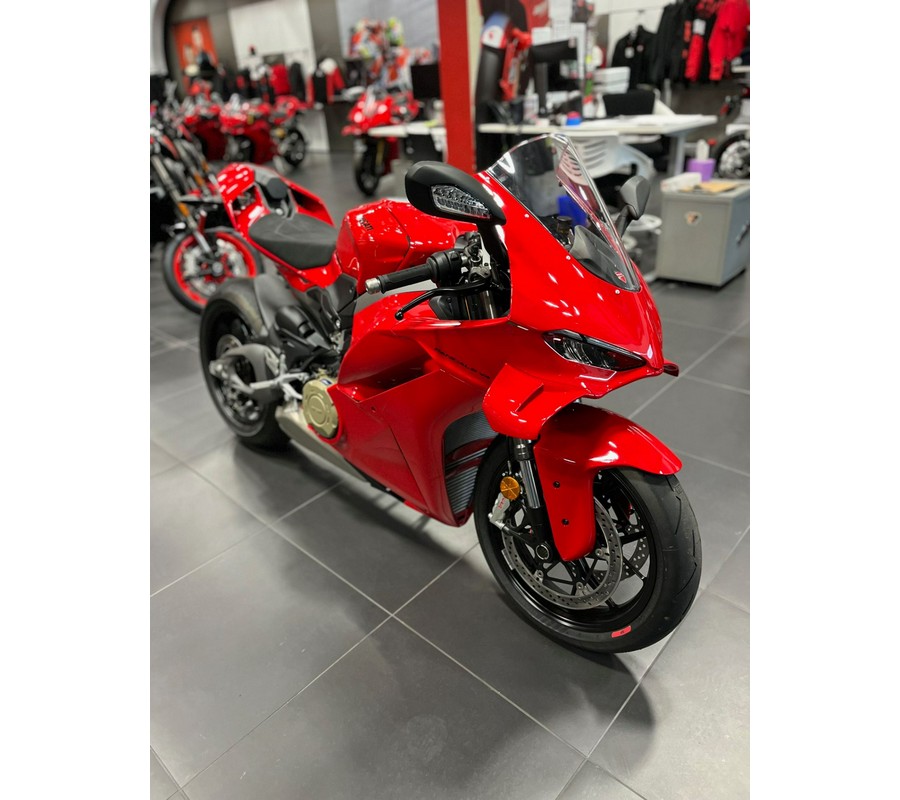 2026 Ducati Panigale V4