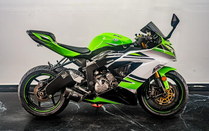 2015 Kawasaki Ninja® ZX™-6R ABS 30th Anniversary