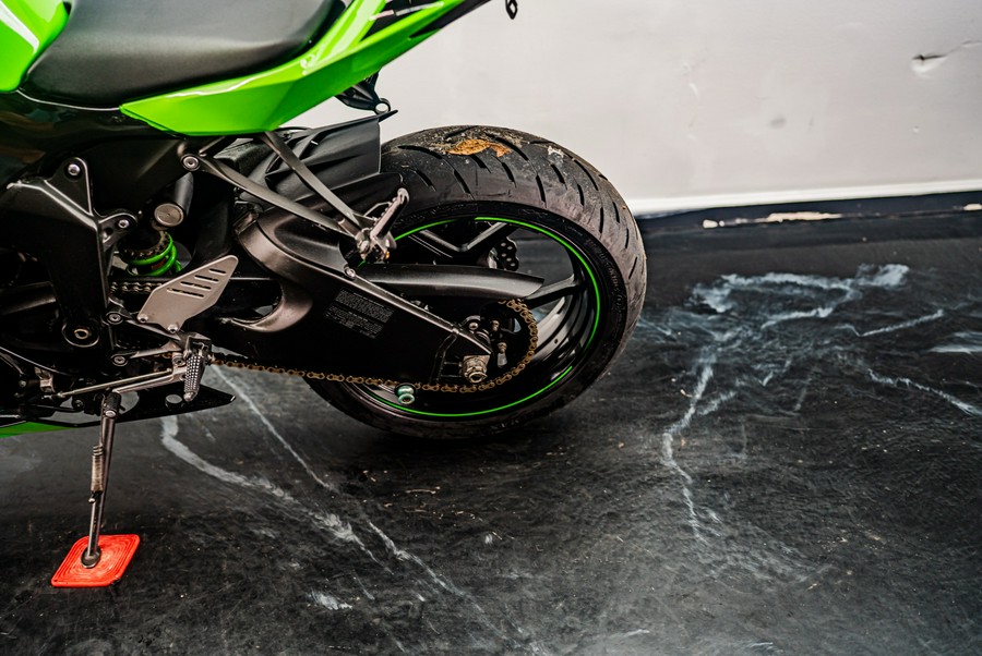 2015 Kawasaki Ninja® ZX™-6R ABS 30th Anniversary