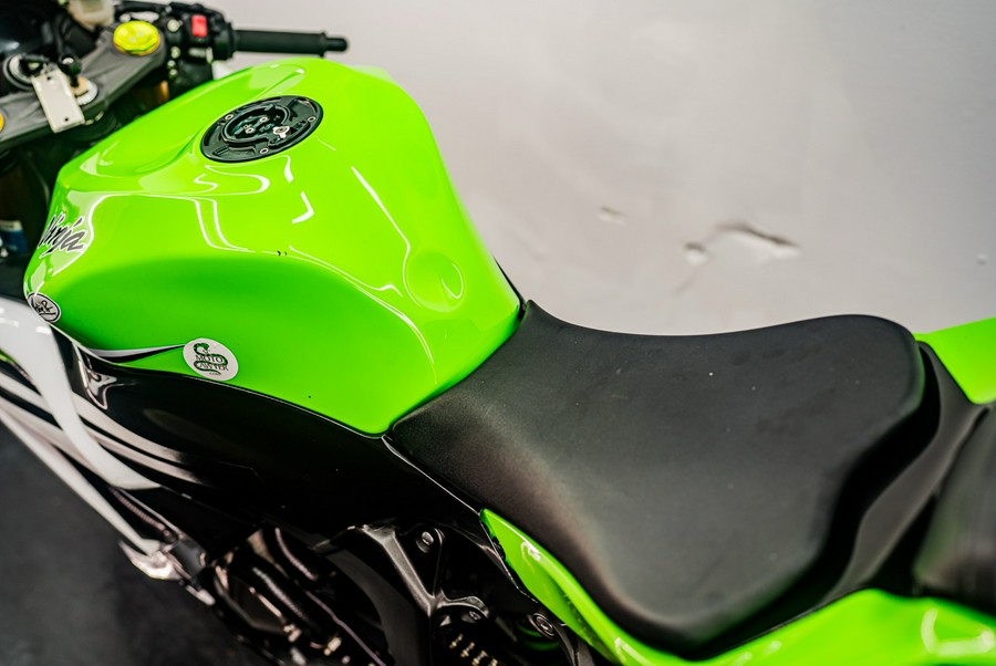 2015 Kawasaki Ninja® ZX™-6R ABS 30th Anniversary