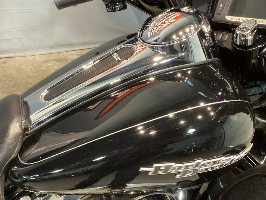 2015 Harley-Davidson® FLHXS - Street Glide® Special