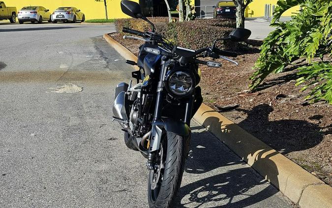 2025 Honda CB300R