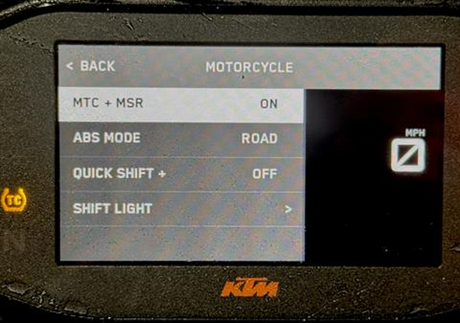 2022 KTM 890 Duke GP