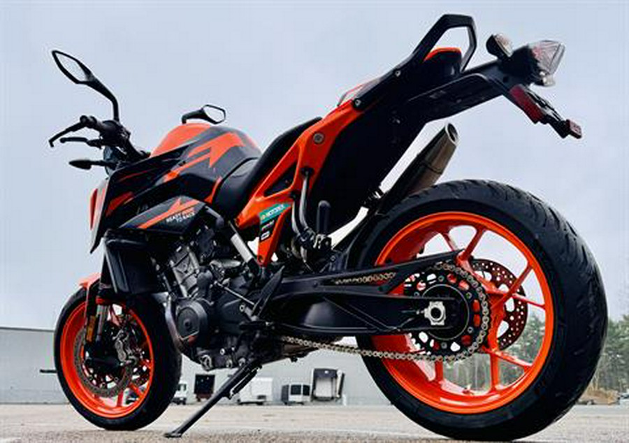 2022 KTM 890 Duke GP