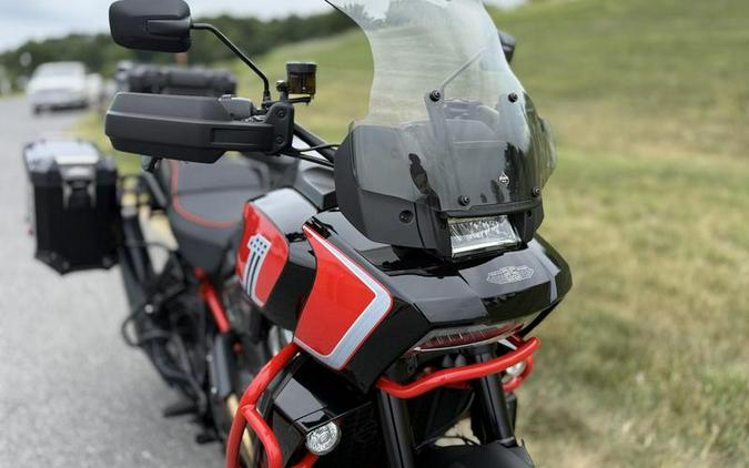 2024 Harley-Davidson® RA1250SE - CVO™ Pan America®