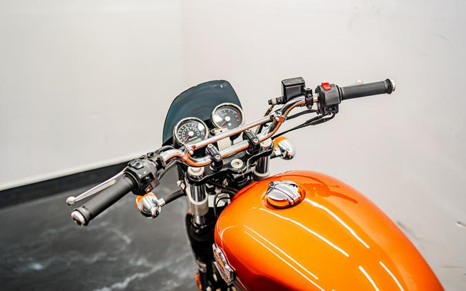 2022 Royal Enfield INT650