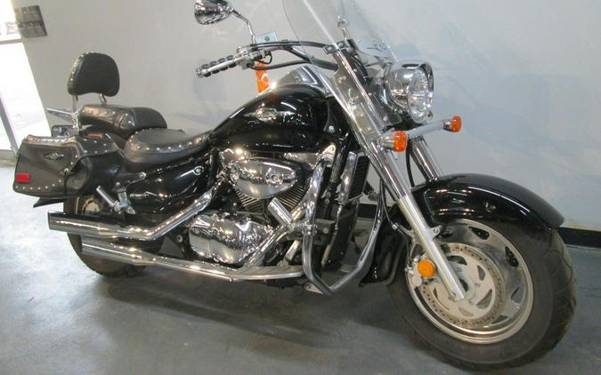 2005 Suzuki Boulevard C90T