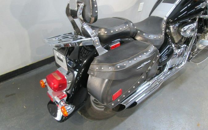 2005 Suzuki Boulevard C90T