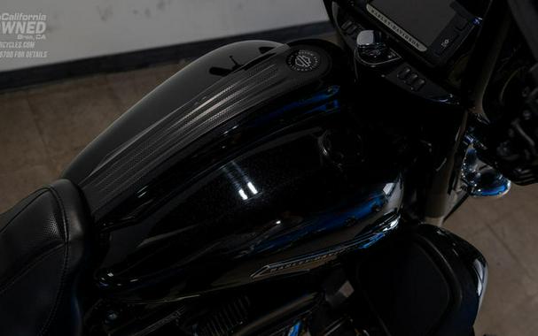 2015 Harley-Davidson® FLHXSE - CVO™ Street Glide®
