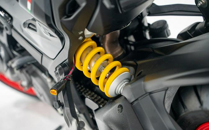 2024 Ducati Multistrada V2 Thrilling Black