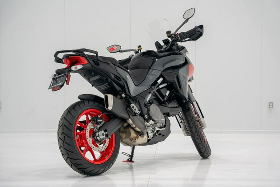 2024 Ducati Multistrada V2 Thrilling Black