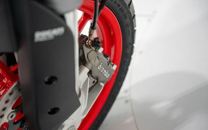 2024 Ducati Multistrada V2 Thrilling Black