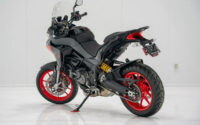 2024 Ducati Multistrada V2 Thrilling Black