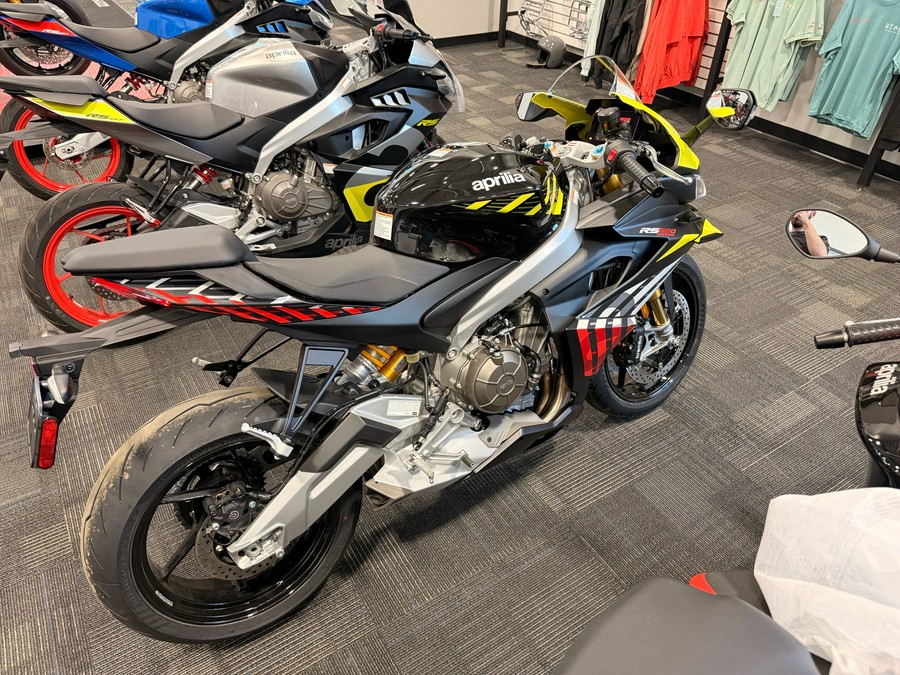 2027 Aprilia RS 660 Factory