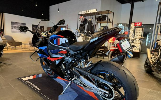 2026 BMW Motorrad M 1000 RR BLACK