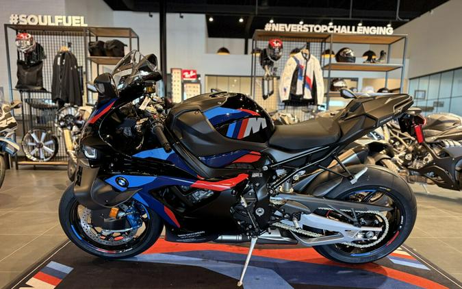2026 BMW Motorrad M 1000 RR BLACK