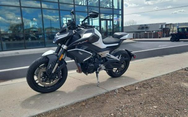 2024 CFMOTO 800NK