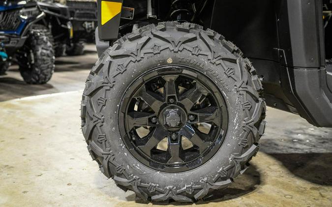 2025 Can-Am Defender DPS HD9