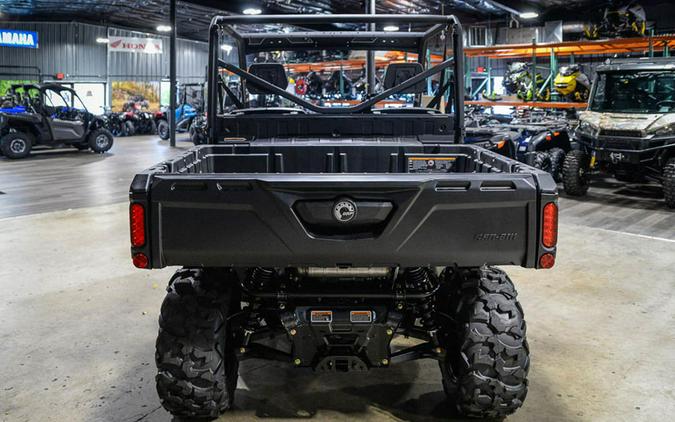 2025 Can-Am Defender DPS HD9